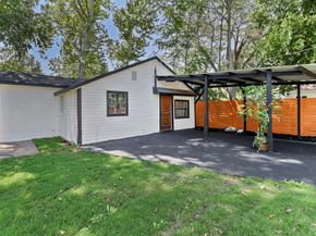 3910  Shelley Boulevard , Dallas Texas 75211