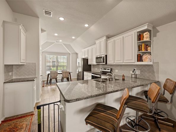 809  Long Iron Drive , Fort Worth Texas 76108