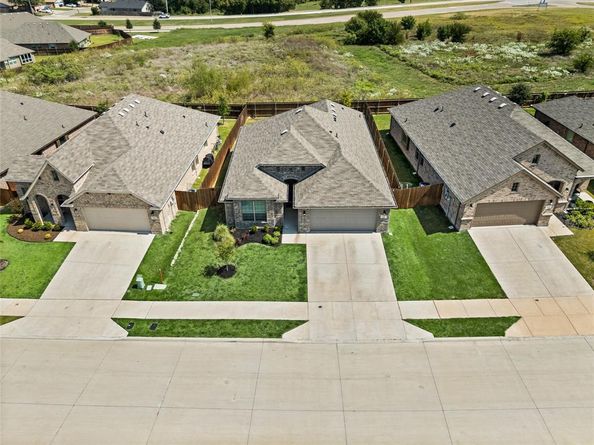 809  Long Iron Drive , Fort Worth Texas 76108