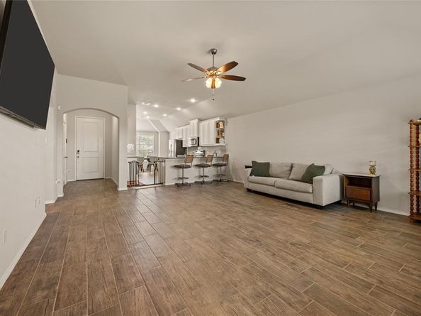 809  Long Iron Drive , Fort Worth Texas 76108