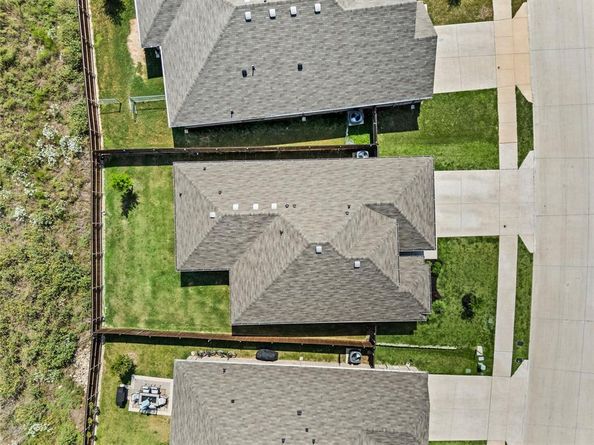 809  Long Iron Drive , Fort Worth Texas 76108