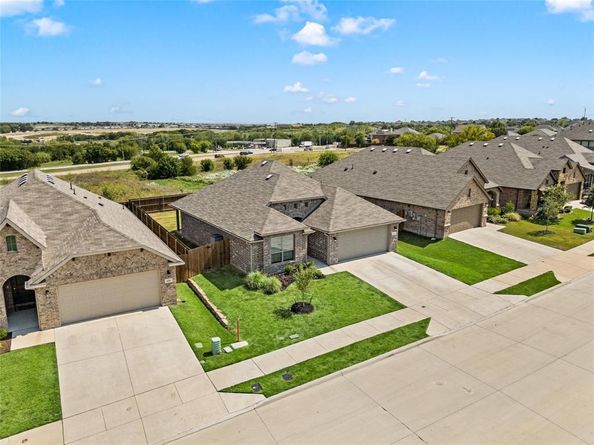 809  Long Iron Drive , Fort Worth Texas 76108