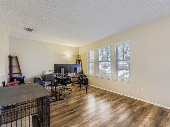 7107  Chambers Creek Lane , Arlington Texas 76002