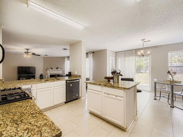 7107  Chambers Creek Lane , Arlington Texas 76002