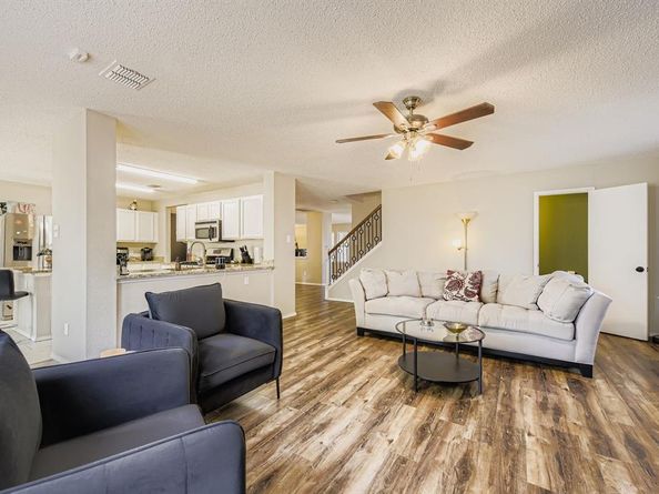 7107  Chambers Creek Lane , Arlington Texas 76002