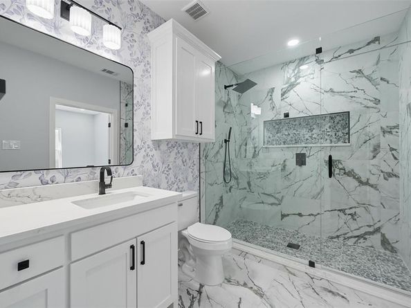 528  Schieme Street , River Oaks Texas 76114