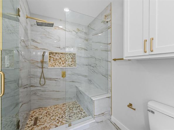 528  Schieme Street , River Oaks Texas 76114