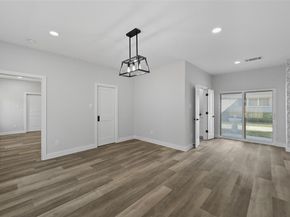 528  Schieme Street , River Oaks Texas 76114