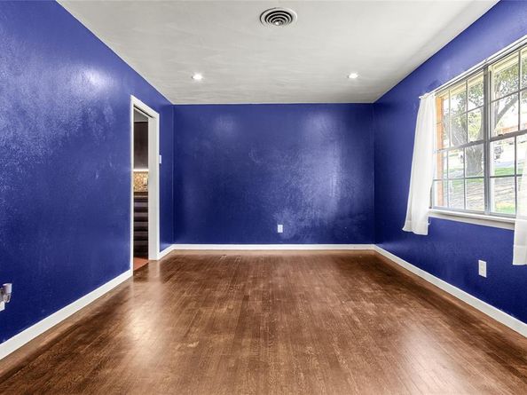 2425  Morningside Drive , Garland Texas 75041