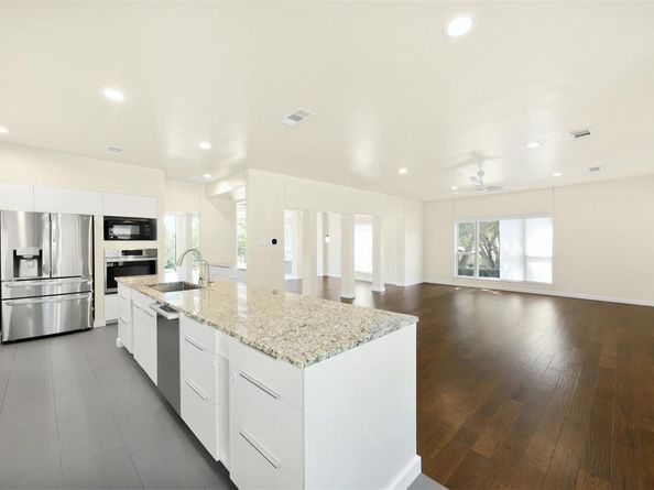 310 E Northgate Drive , Irving Texas 75062