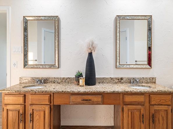 2728  Daybreak Drive , Dallas Texas 75287