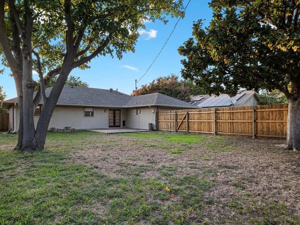 2728  Daybreak Drive , Dallas Texas 75287