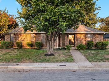 2728  Daybreak Drive 