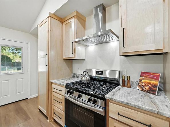 514  Worcester Way , Richardson Texas 75080