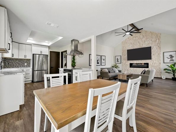 1606  Sutters Mill Drive , Carrollton Texas 75007