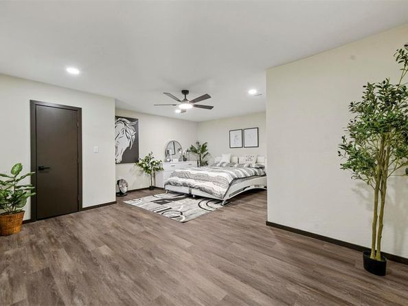1606  Sutters Mill Drive , Carrollton Texas 75007
