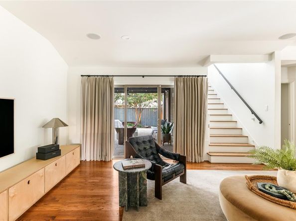 5302  Edmondson Avenue , Dallas Texas 75209