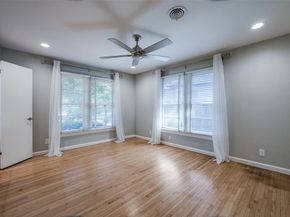 2129  Elmwood Boulevard , Dallas Texas 75224