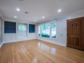 2129  Elmwood Boulevard , Dallas Texas 75224
