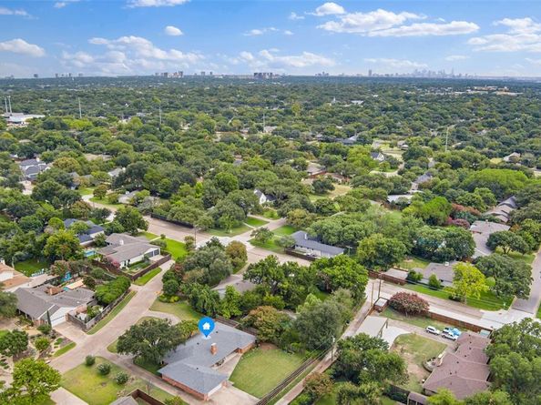 11321  Snow White Drive , Dallas Texas 75229