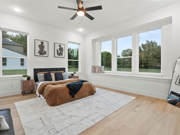 604  Peggs Street , DeSoto Texas 75115
