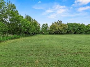 604  Peggs Street , DeSoto Texas 75115