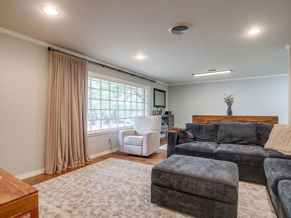 3229  Preston Hollow Road , Fort Worth Texas 76109