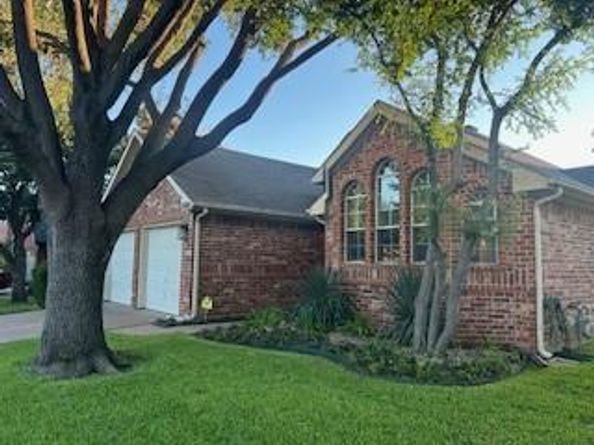 7700  Beaver Head Road , Fort Worth Texas 76137