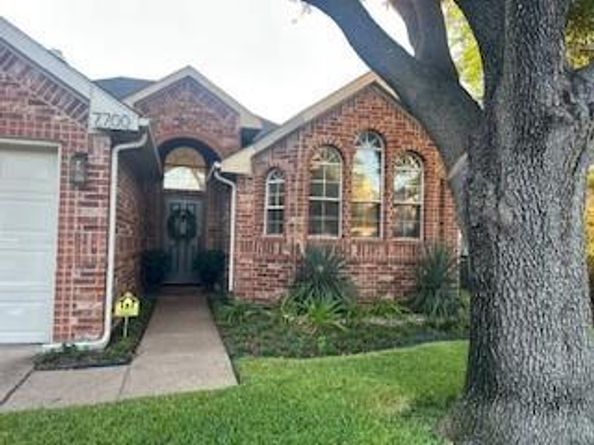 7700  Beaver Head Road , Fort Worth Texas 76137