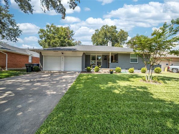 2413  cardinal Lane , Garland Texas 75042