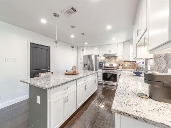 2413  cardinal Lane , Garland Texas 75042