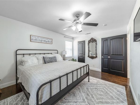 2413  cardinal Lane , Garland Texas 75042