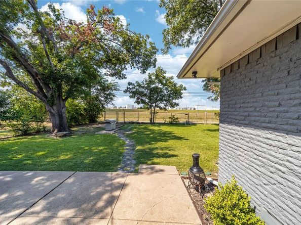 2413  cardinal Lane , Garland Texas 75042