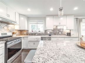 2413  cardinal Lane , Garland Texas 75042