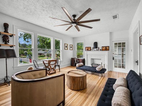 5322  Junius Street , Dallas Texas 75214