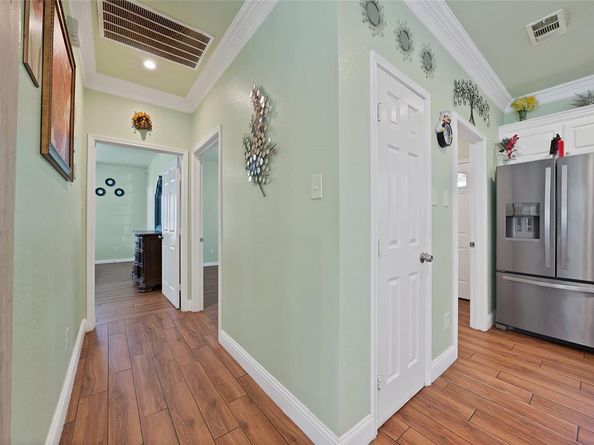 2410  Carletta Street , Dallas Texas 75253