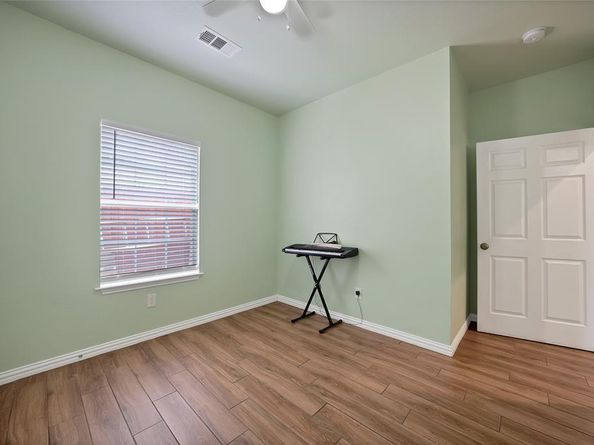 2410  Carletta Street , Dallas Texas 75253