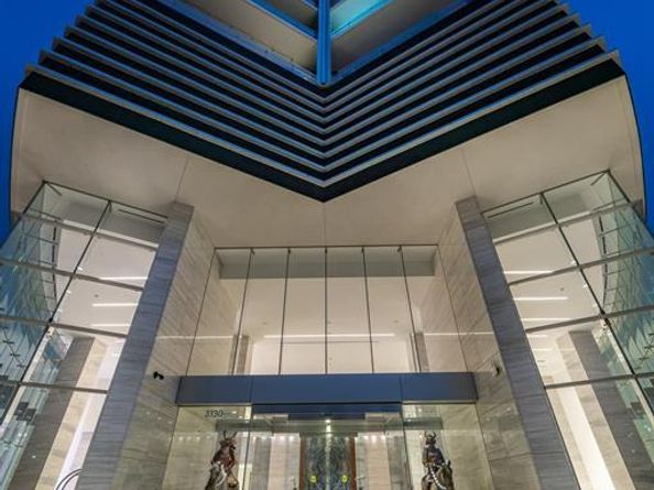 3130 N Harwood Street  1701, Dallas Texas 75201
