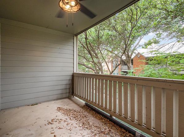 12660  Hillcrest Road  4204, Dallas Texas 75230