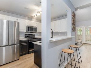 12660  Hillcrest Road  4204, Dallas Texas 75230