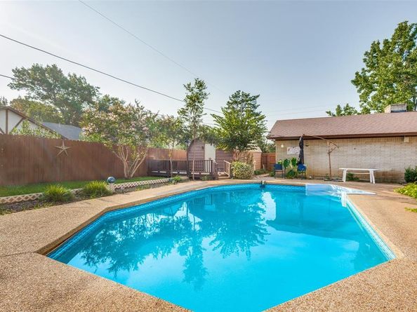 4600  Suncrest Drive , Haltom City Texas 76180