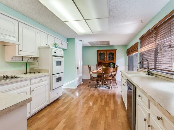 4600  Suncrest Drive , Haltom City Texas 76180