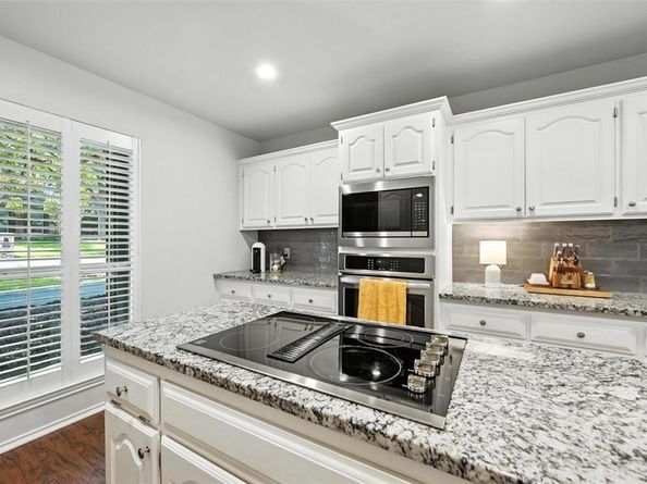 2211  Patterson Place , Arlington Texas 76012