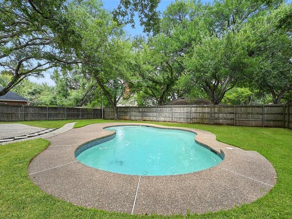2211  Patterson Place , Arlington Texas 76012