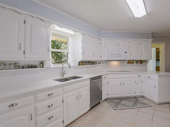 4151  Ladera Court , Fort Worth Texas 76133