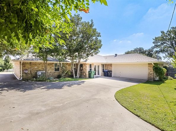 4151  Ladera Court , Fort Worth Texas 76133