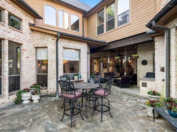 6262  Turner Way , Dallas Texas 75230