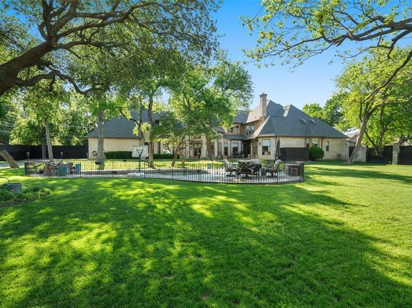 6262  Turner Way , Dallas Texas 75230