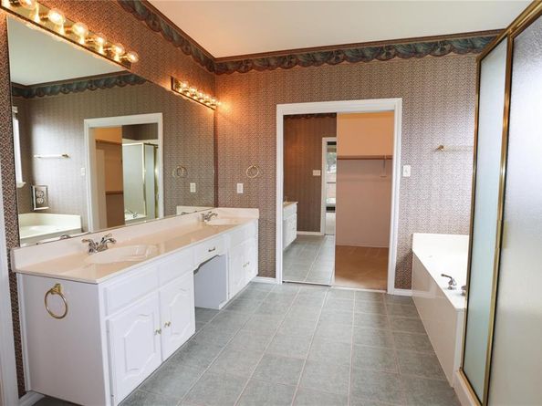 2325  Denham Drive , Arlington Texas 76001