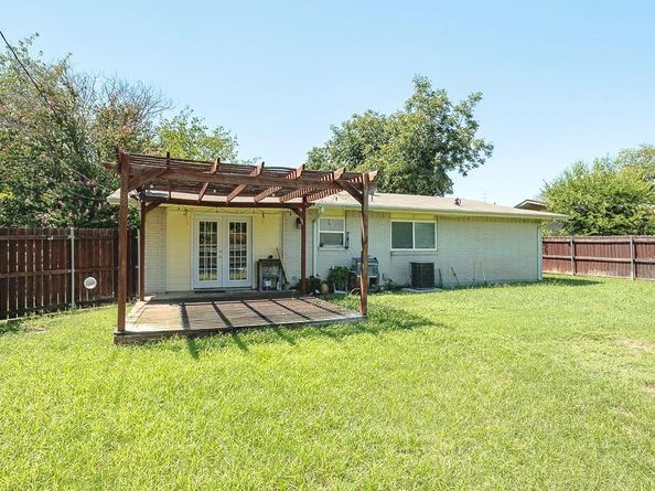 832  Greenhaven Drive , Richardson Texas 75080